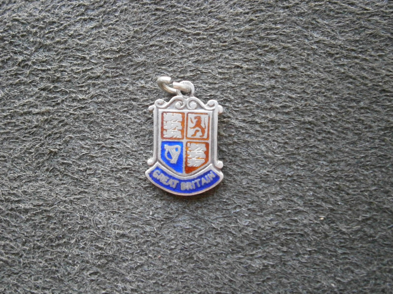 Great Britain Vintage Sterling Silver Enamel Travel Shield Crest Charm 1.5g