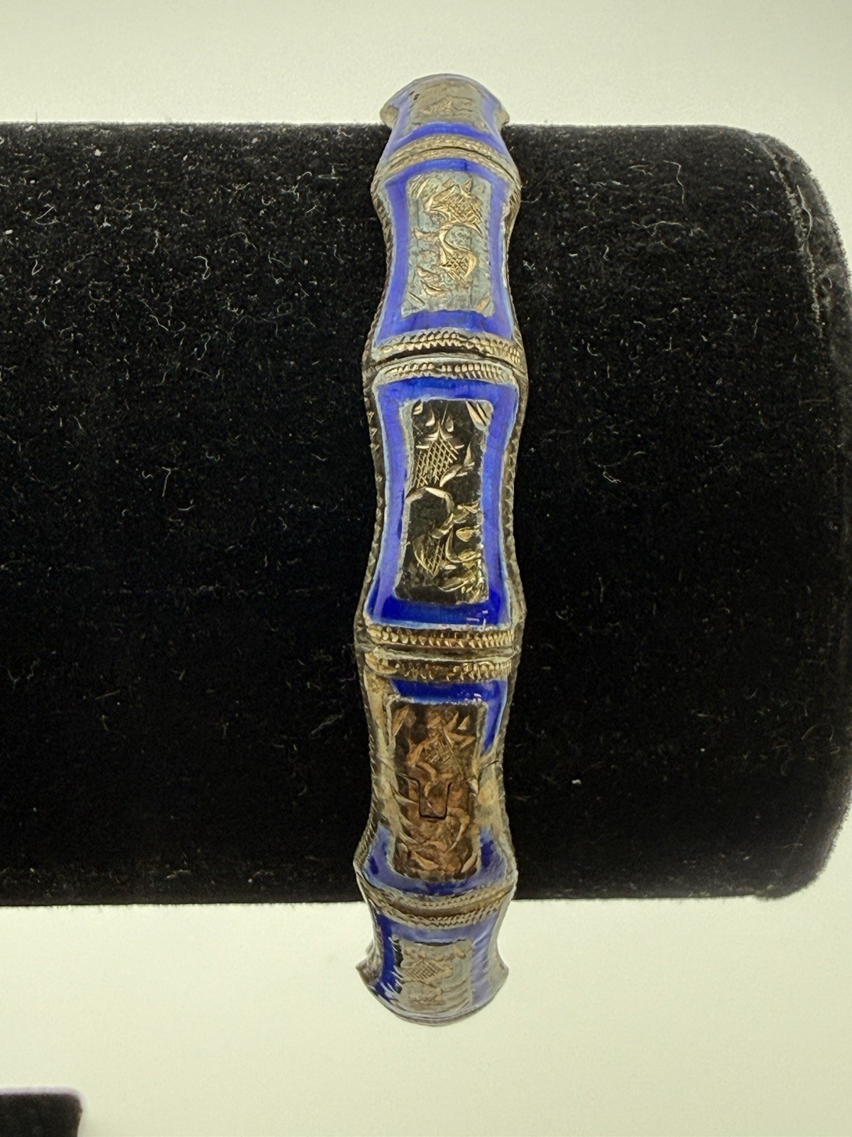 Siam Silver Blue Enamel .925 Sterling Silver Bracelet Hinged 12.8 Grams #392