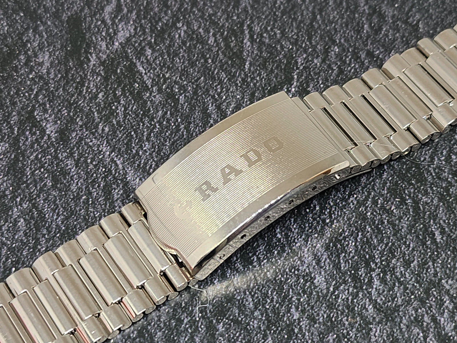 Vintage Bracelet Rado Straight end piece 18mm Silver color Fit many model.