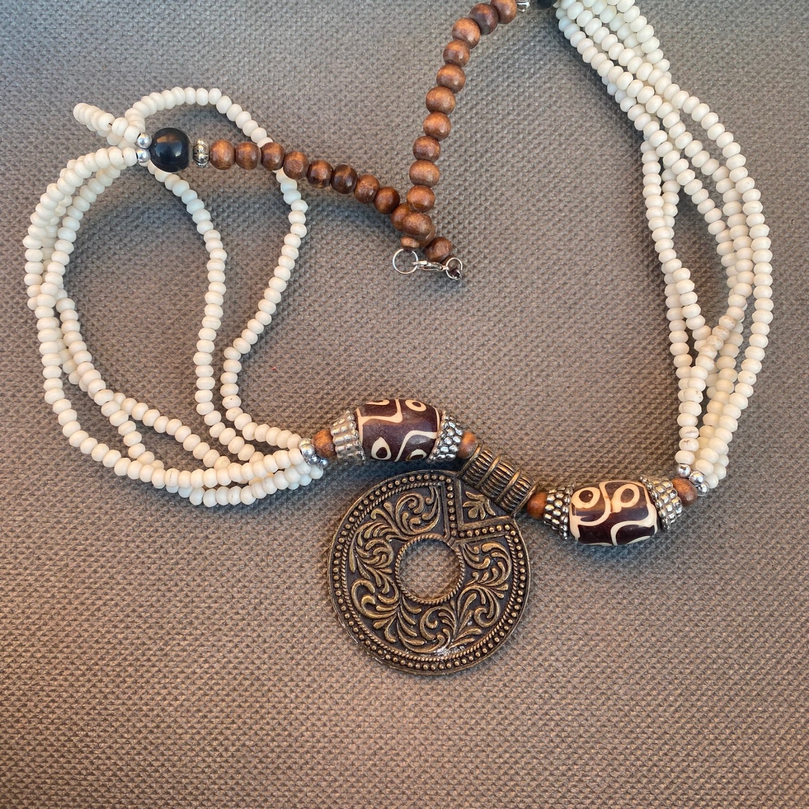 Handcrafted African Tuareg Berber Necklace Ethnic Tribal Jewelry white beads