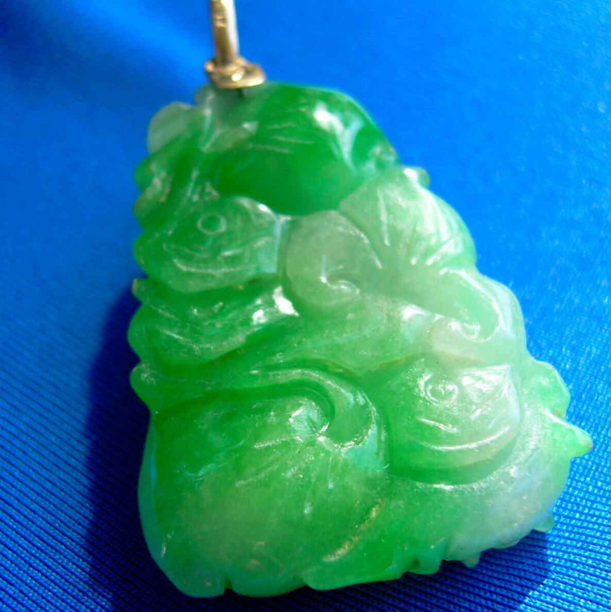 Original EARTH MINED Jadeite Jade Lucky Antique Green Medallion Pendant 18K GOLD