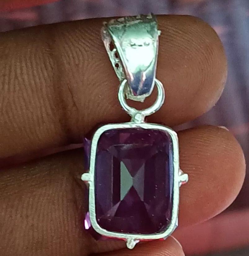 Natural 18.60 CT Color Change Alexandrite Certified Gemstone Pendant 925 Silver