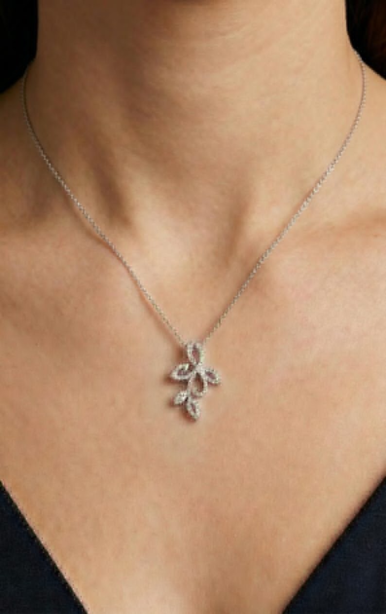 2.00Ct Round Cut Bar Pendant Necklace Simulated Diamond In 14k White Gold Plated