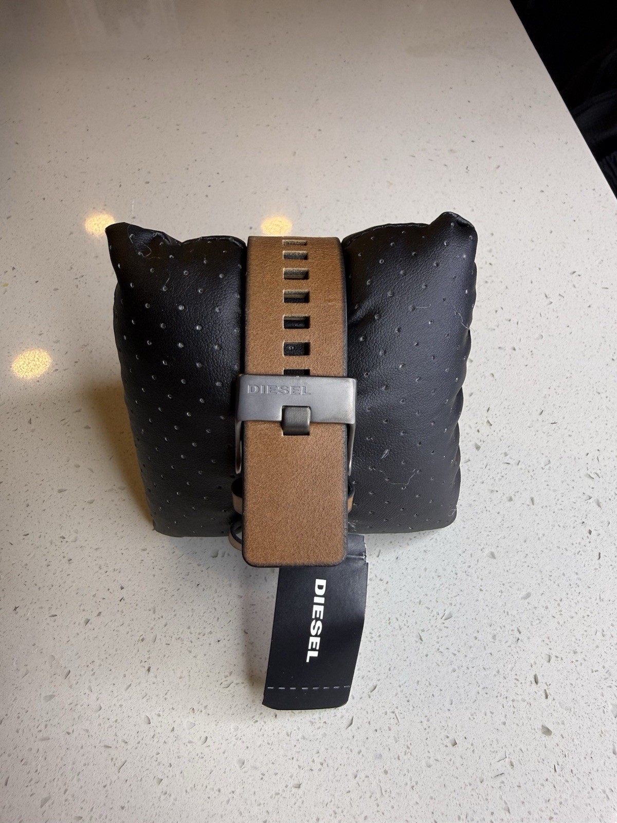 Diesel Original DZ4280 Mega Chief Men’s White Brown Leather Strap Watch 51mm