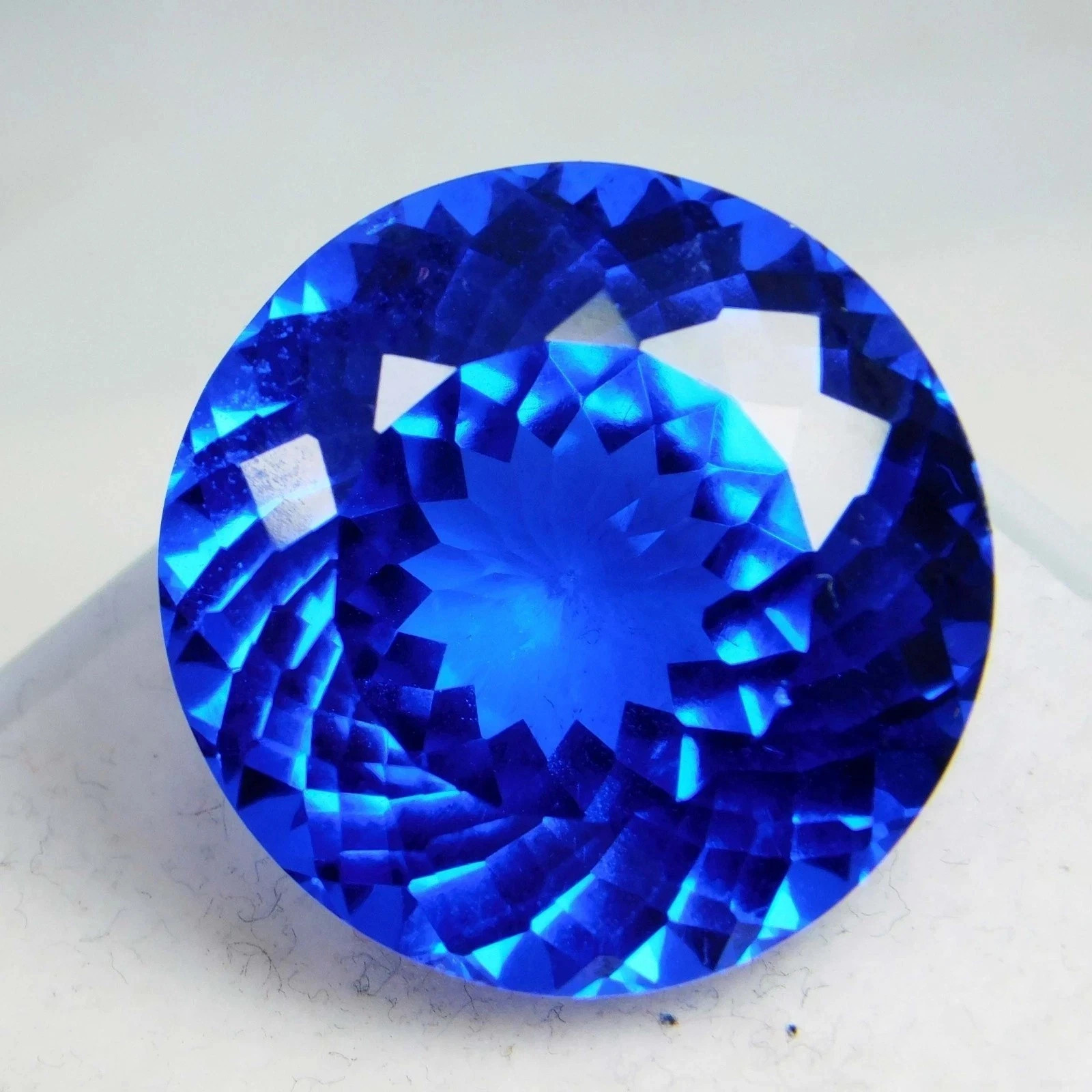 Certified 10 Ct+ AAA+ Natural Lustrous Blue Tanzanite Round Cut Loose Gemstone