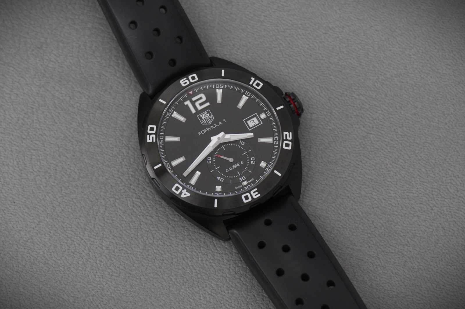 Tag Heuer Formula 1 Calibre 6 Automatic Black DLC Steel WAZ2112 6-Month Warranty
