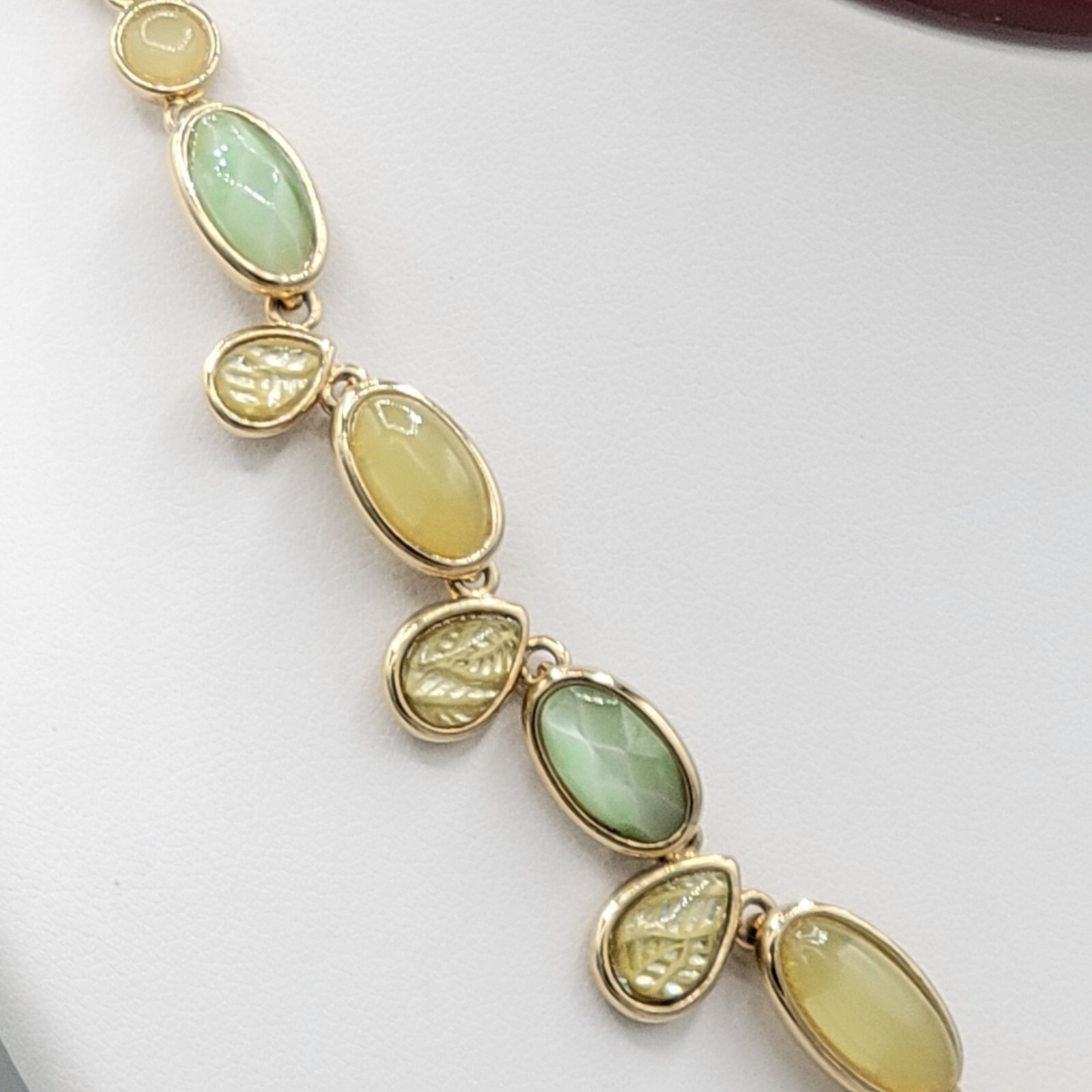 Gold Tone Pea Green Cabochon Teardrop Necklace Foil Backed Lobster Clasp 16 in