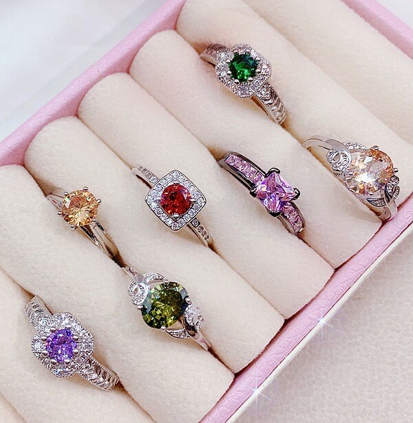 5‑100Pcs Bulk Mixed Colorful Crystal Rings Wholesale Women Finger Band Jewelry