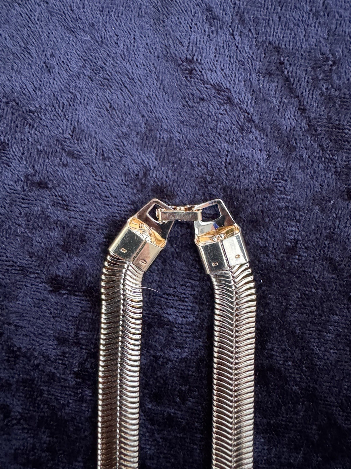 Necklace – Gold Tone Herringbone Chain Necklace Metal Hook Closure