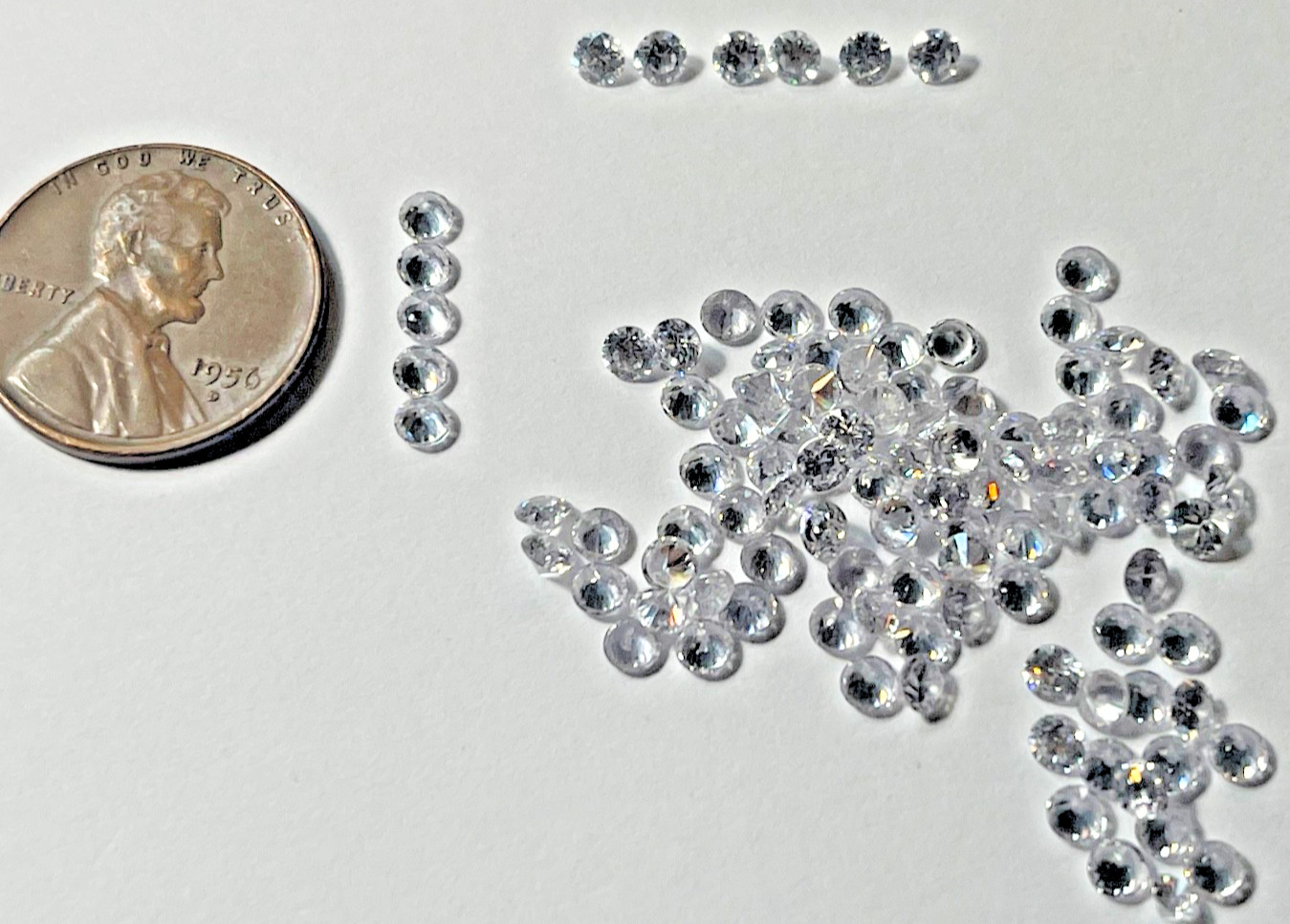 ONE LOT OF (100) PCS 3MM FACETED ROUND WHITE CUBIC ZIRCONIA BELOW WHOLESALE