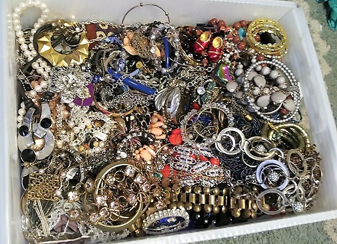 Huge Jewelry Hunt Lot 3 LBS Unsearched Unsorted Piece Parts Tangles Rhinestone +