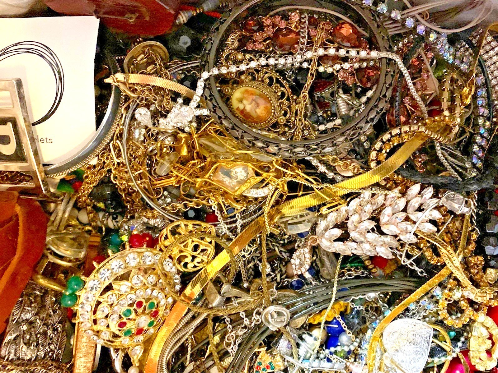 FREE SHIP! 5 Pound Lb Unsorted Huge Lot Vintage Jewelry Junk & Good Treasure