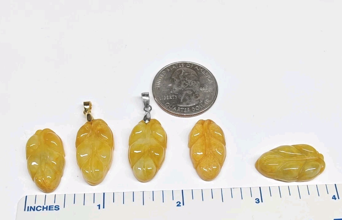 Lot of 1 Certified Jade Leaf Pendant Yellow Natural Jadeite 黄色翡翠A货 叶子玉吊坠 大业有成