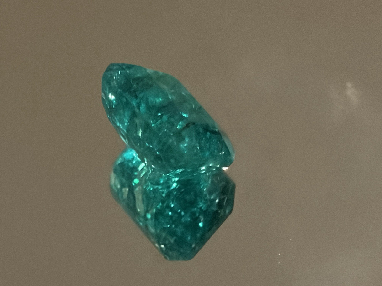 Natural Green Emerald 9.37 CTs Loose Gemstone Emerald Cut