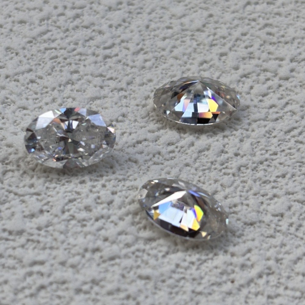 Oval Shaped 1PCS 2x3mm-12x16mm GRA Certificate White Color Loose Moissanite