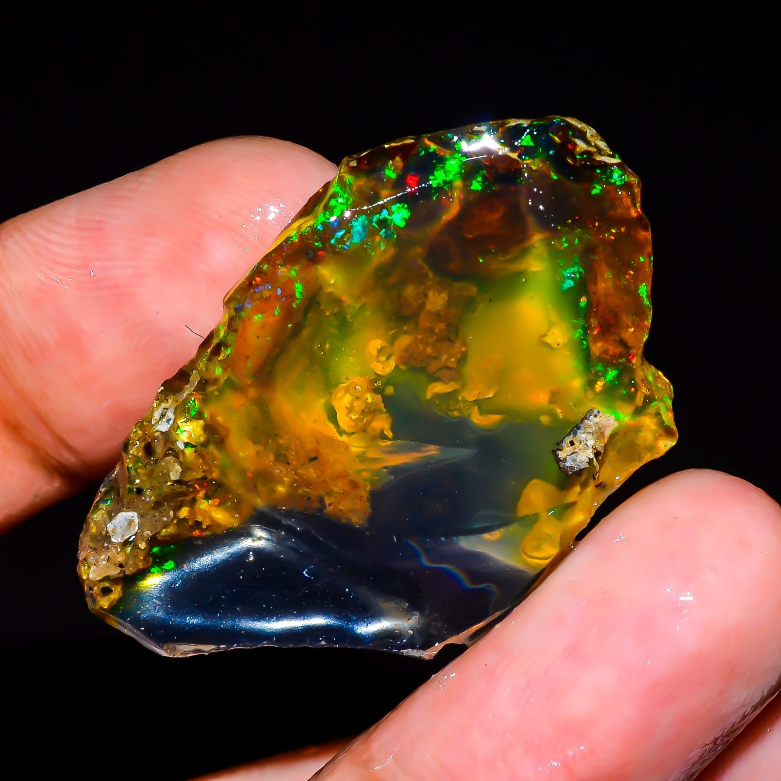 37 Ct Fire Opal Ethiopian Natural Oil Rough Gemstone For Jewelry 34x23x13 mm