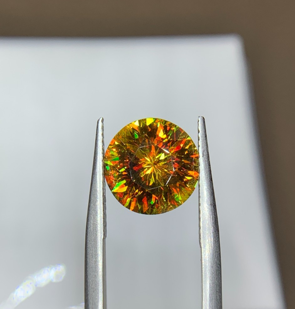 Natural 3.20 Carat Round Rare Sphene (Titanite) | Brilliant Full Fire | Eye-Catc