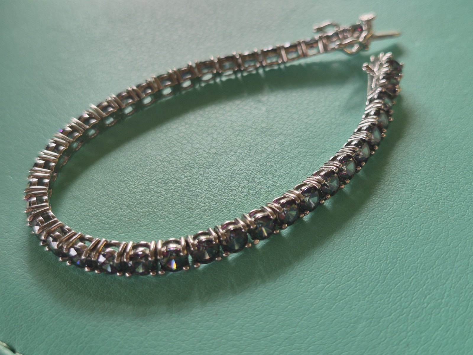 .925 Tennis Bracelet With Black Stones, 7 Inch