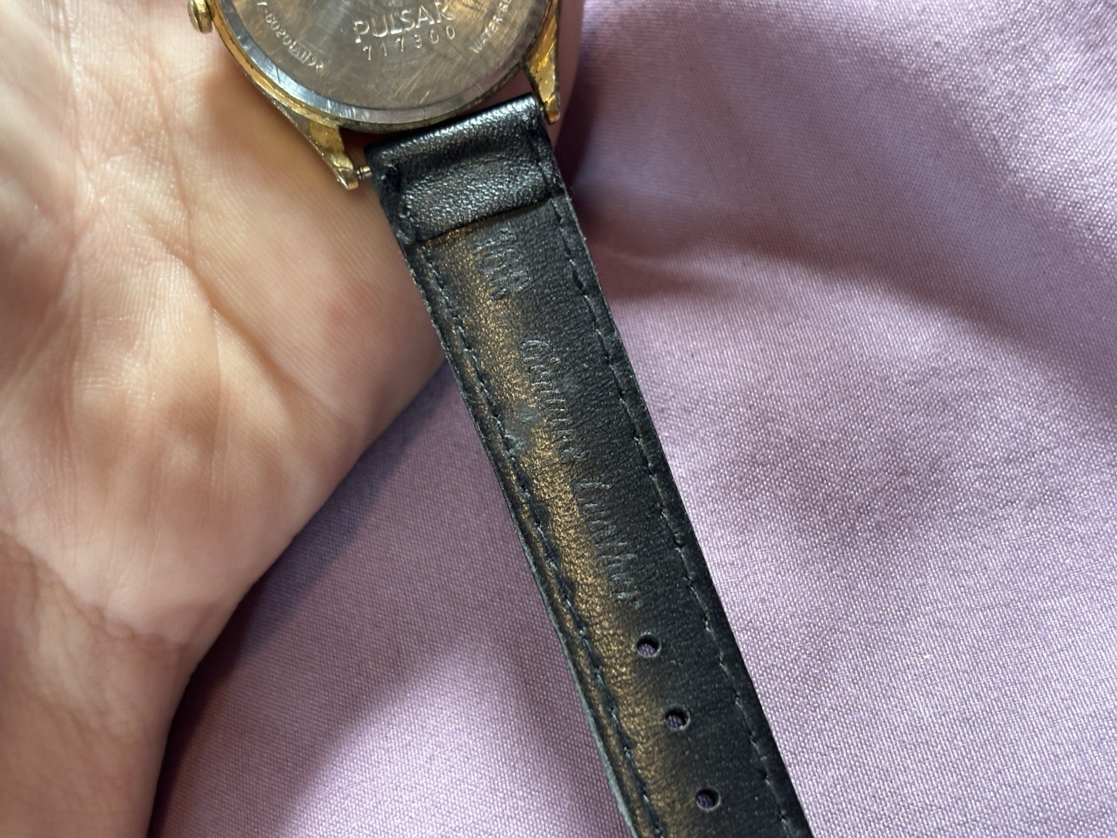 Vintage Pulsar Watch Mens 717300 Japan Y147-6020 For Parts Not Working As Is