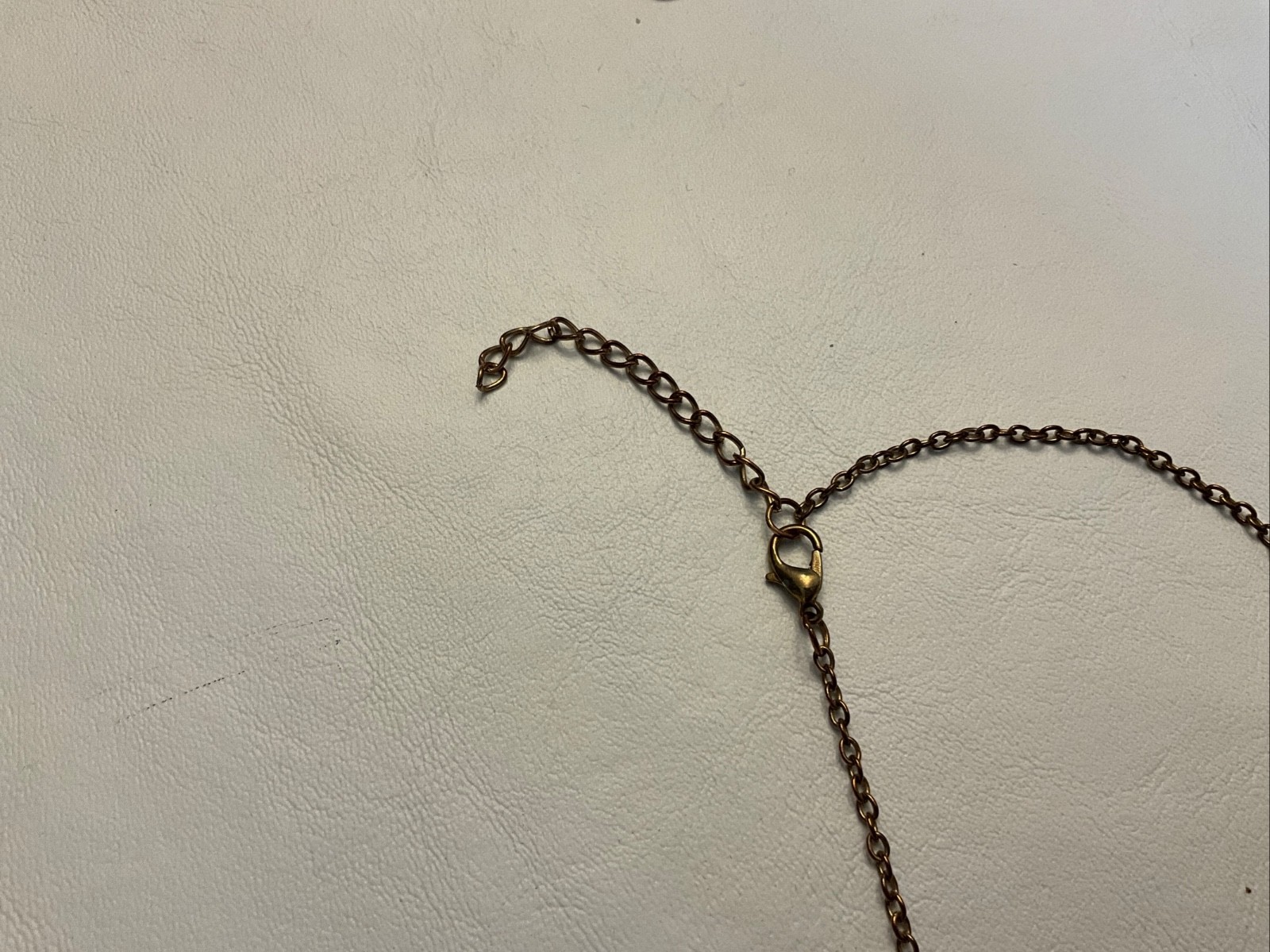 Gold Tone Mother Of Pearl Butterfly Necklace 18 Inch Chain-very Good Condition