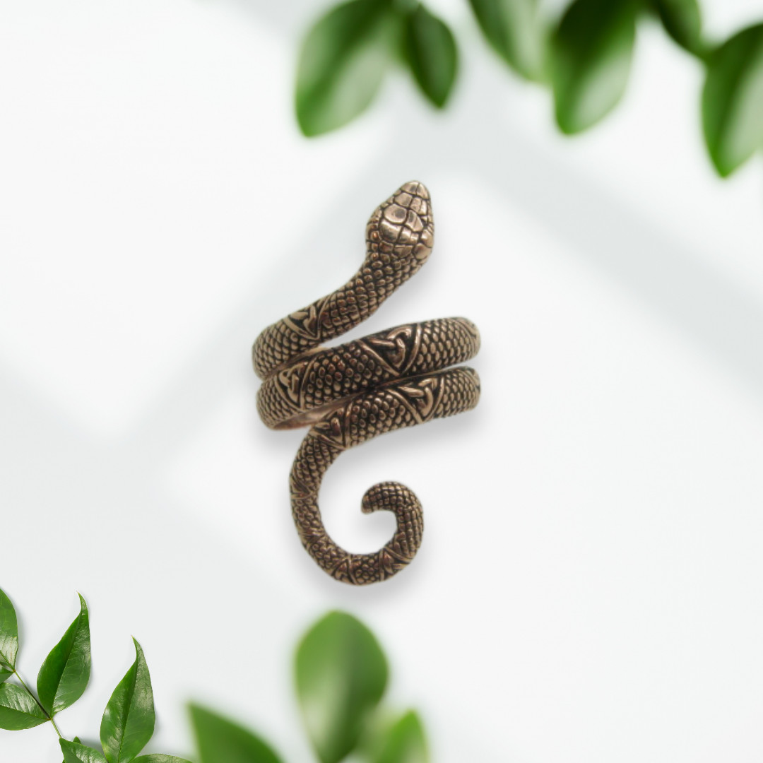 Solid Copper Snake Ring #CR563. Available in sizes 7 thru 10.