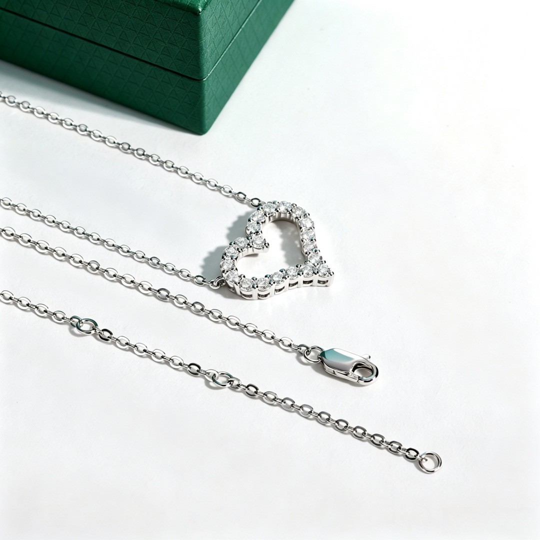 Fashion 925 Sterling Silver Moissanite Love Heart Necklace Stud Earrings Set
