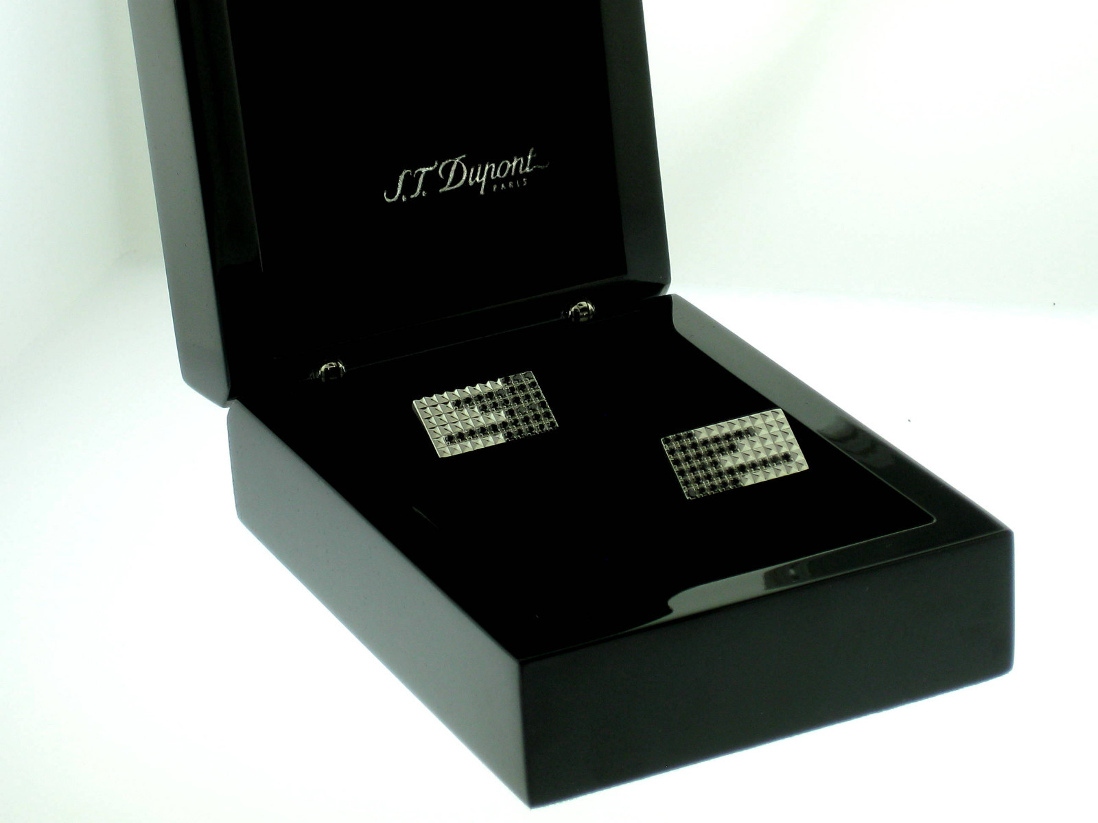 Dupont “Black Rain” with 72 Black Diamonds Cufflinks, 005415