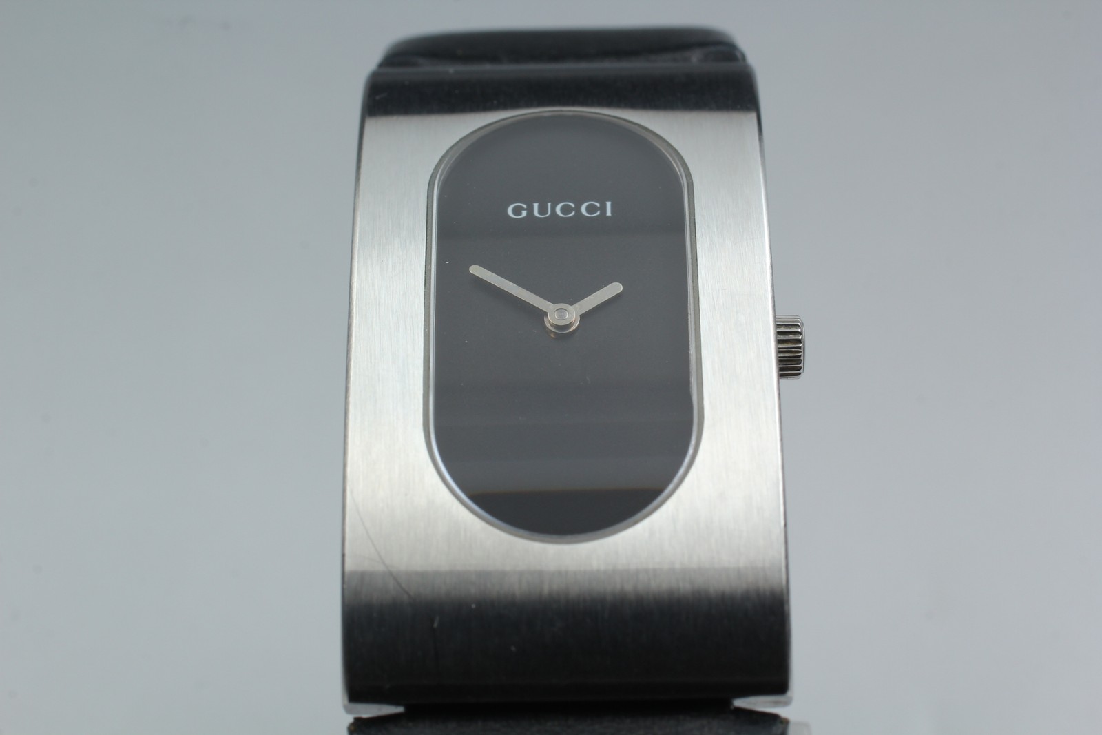 [Near MINT w/Box&Paper] GUCCI 2400L Black Leather Quartz Women’s Vintage Watch