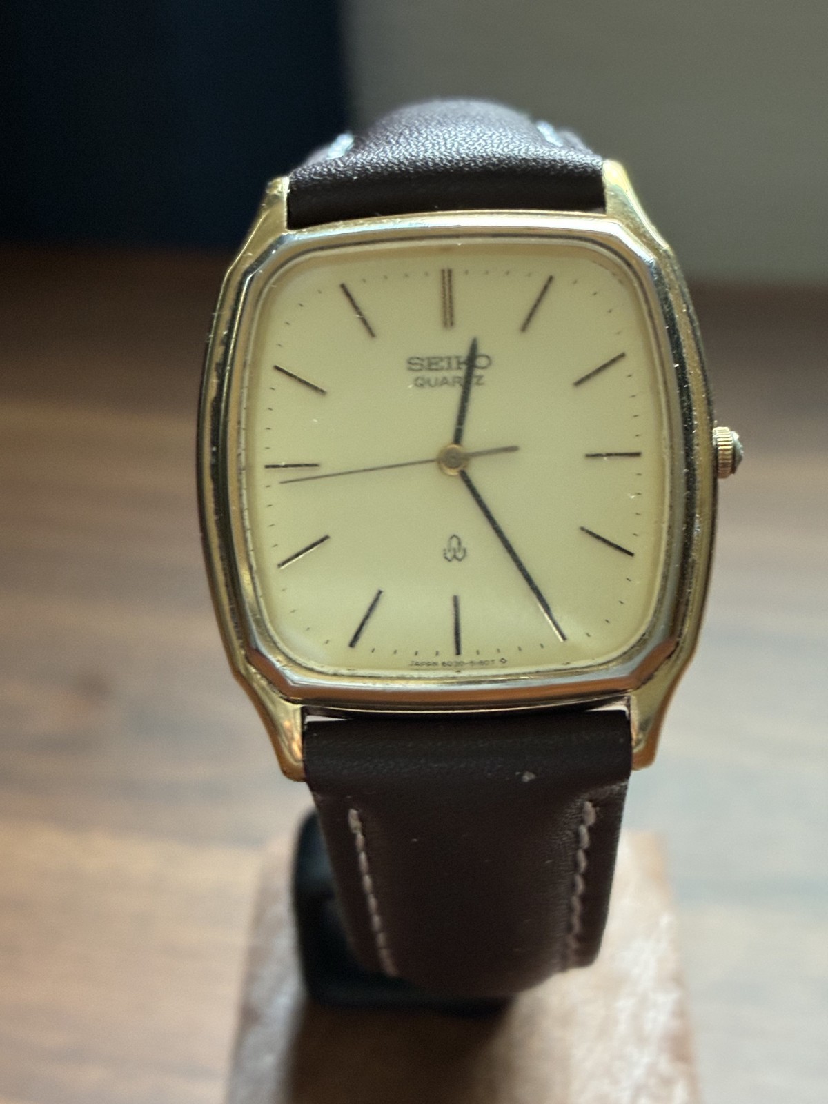 Vintage 1980 SEIKO 6030-5190 Gold Square Quartz Mens Dress Watch – Serviced