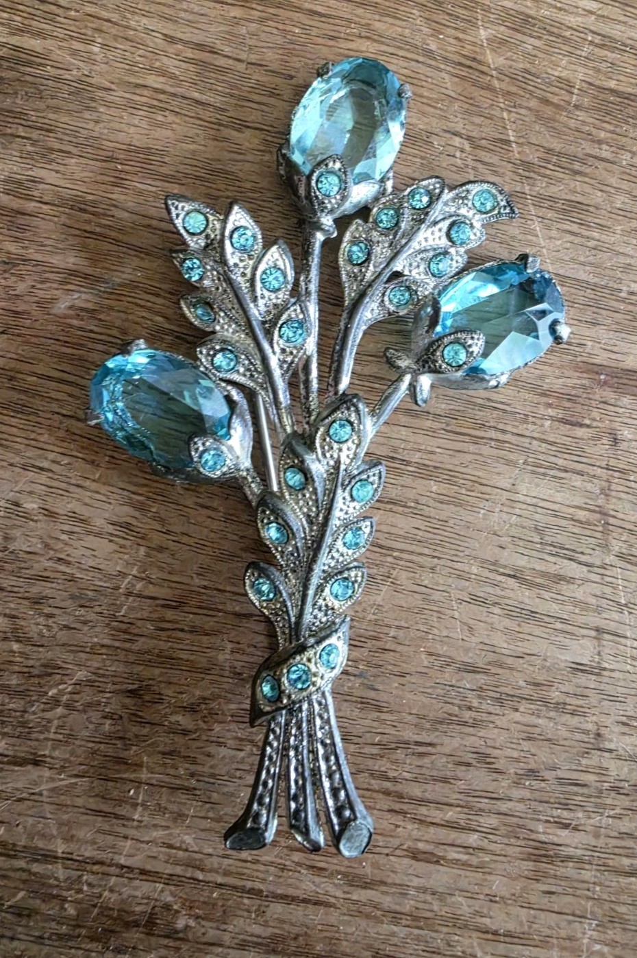 Silvertone Pot Metal Aqua Colored Glass Brooch Unsigned