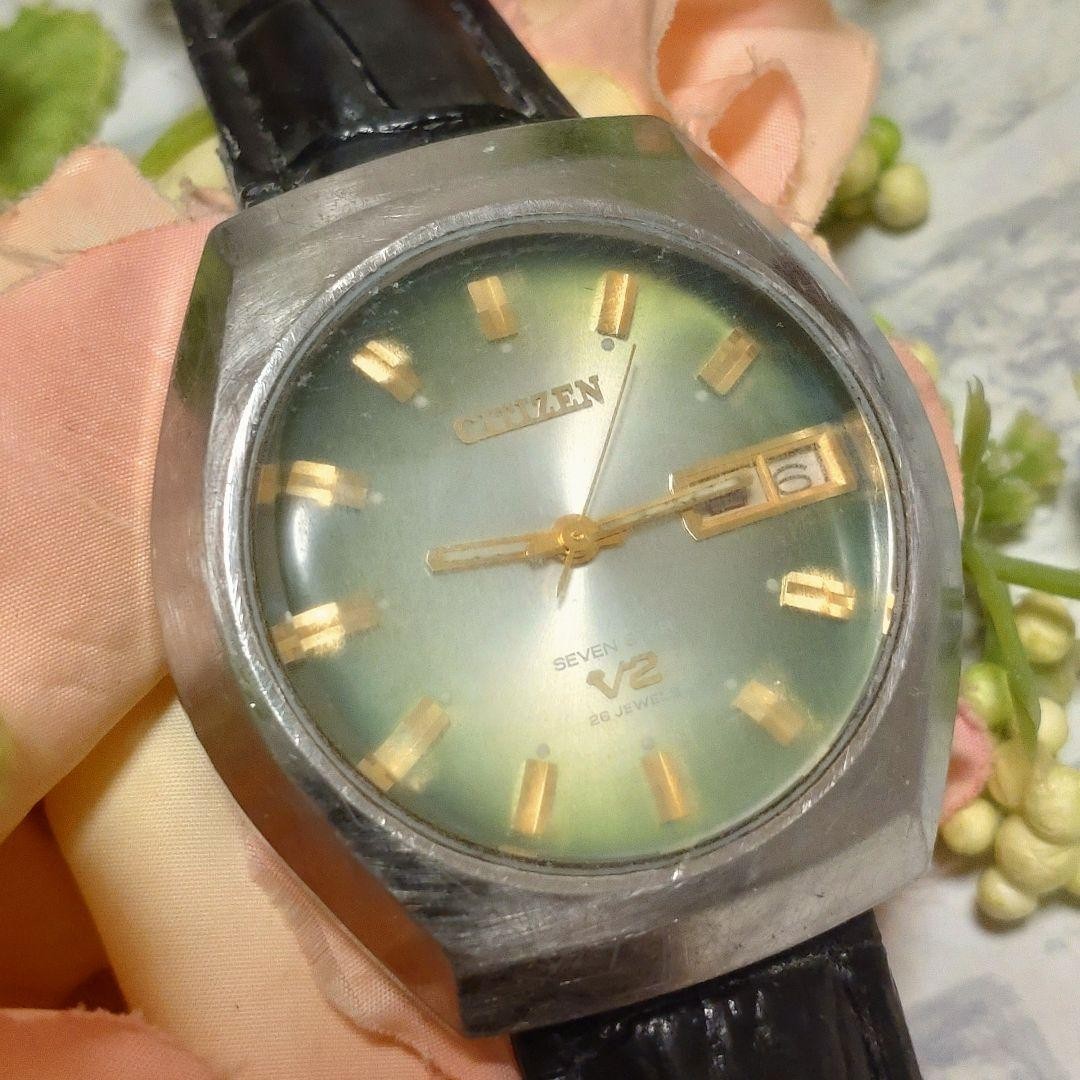 1973 Citizen Seven Star V2 26-jewel men’s watch, green, working condition.