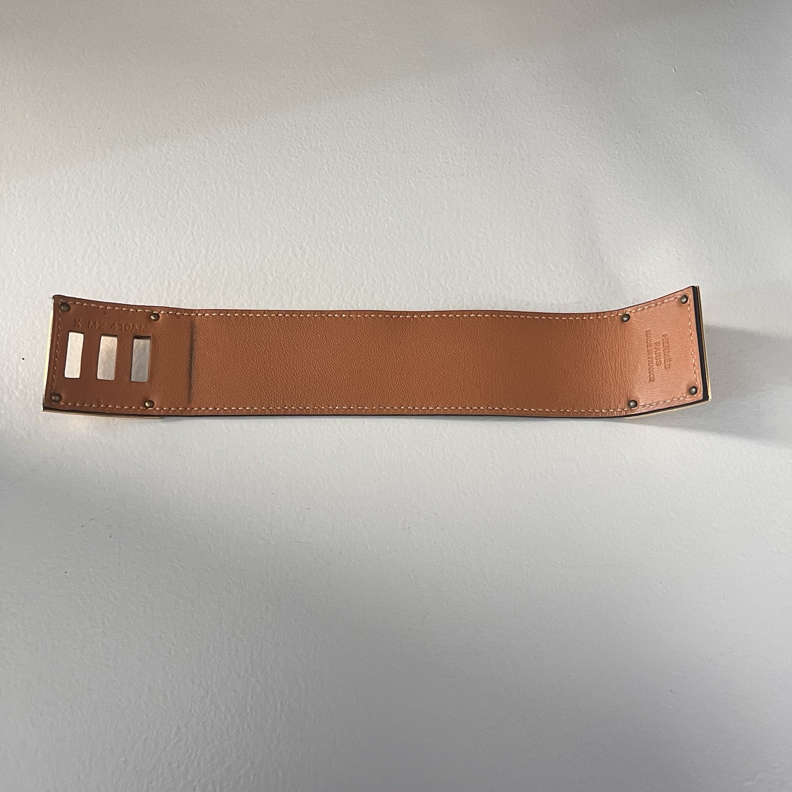 Hermes Saddle Brown Leather Kelly Cuff Bracelet – Guaranteed Authentic
