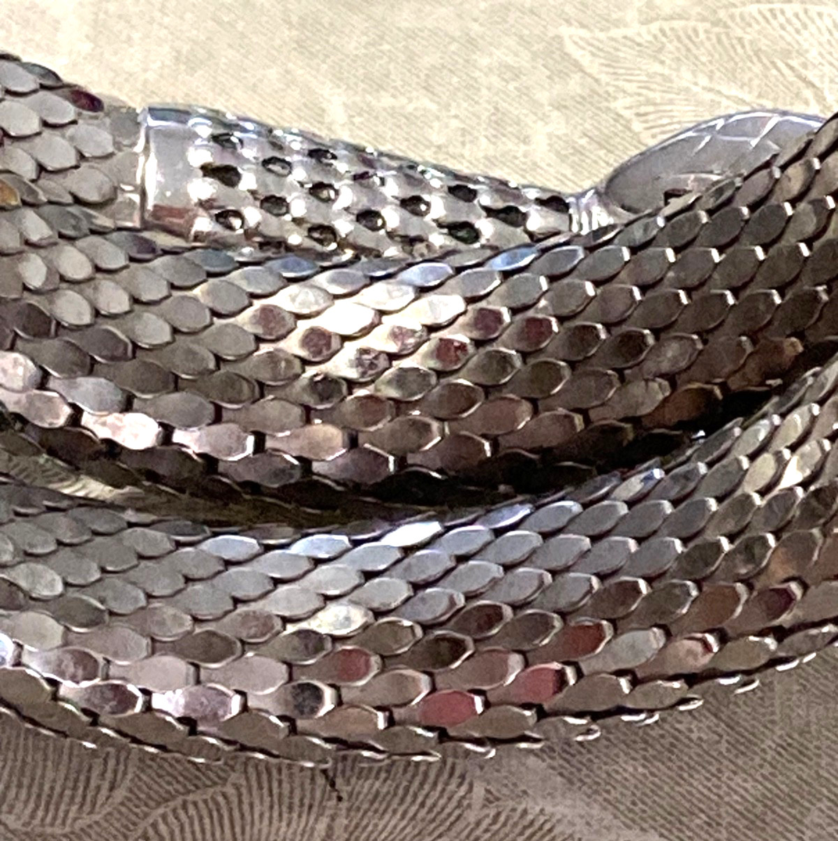 WHITING & DAVIS Silver Tone Mesh Snake Wrap BRACELET Very Good Condition