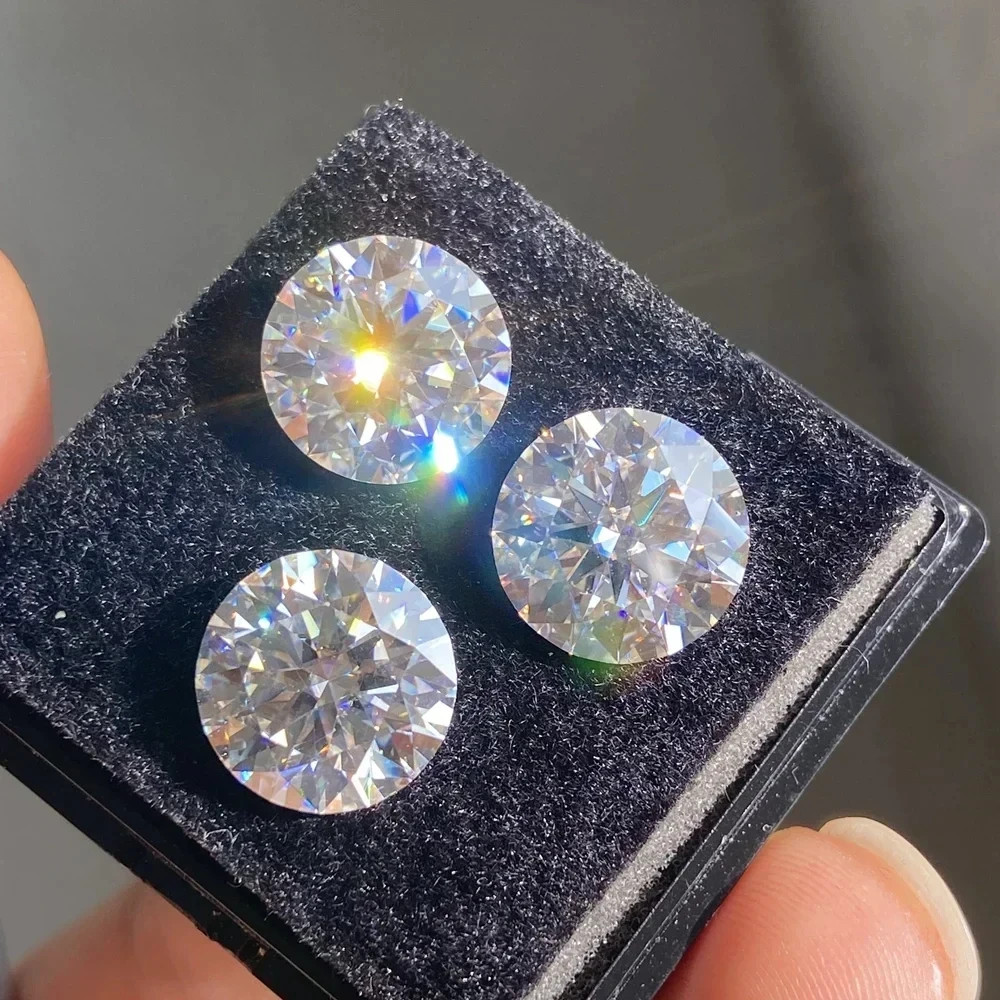 Colorful 0.1ct-5ct Full Size Loose Moissanite Stone VVS1 Gemstones GRA Wholesale