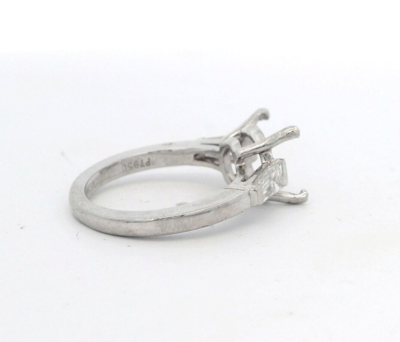 Platinum 950 0.50ctw Tapered Baguette Diamond 9.5-10mm Round Semi-Mount Ring