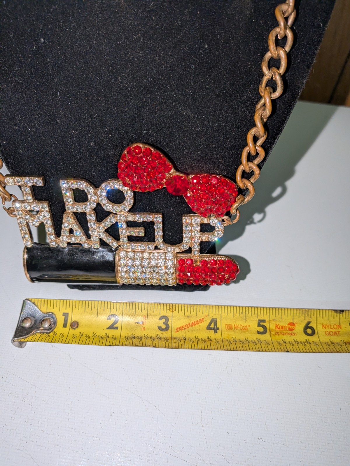 Gold Tone Curb Link Statement Necklace “I DO MAKEUP” Lips Charm Red Bow