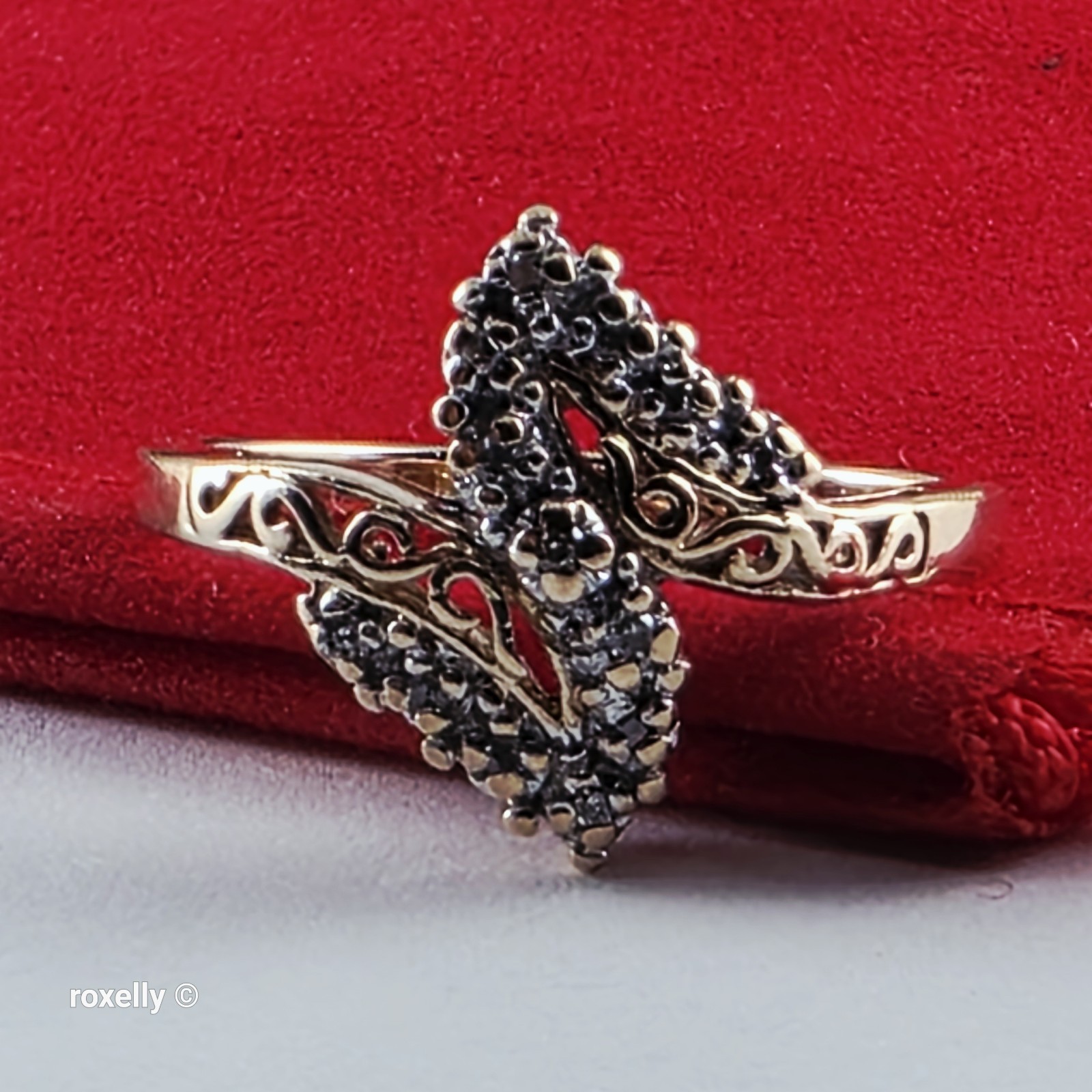 10K Yellow Gold Genuine Diamond Cluster Ring Size 7 – Solid Gold!