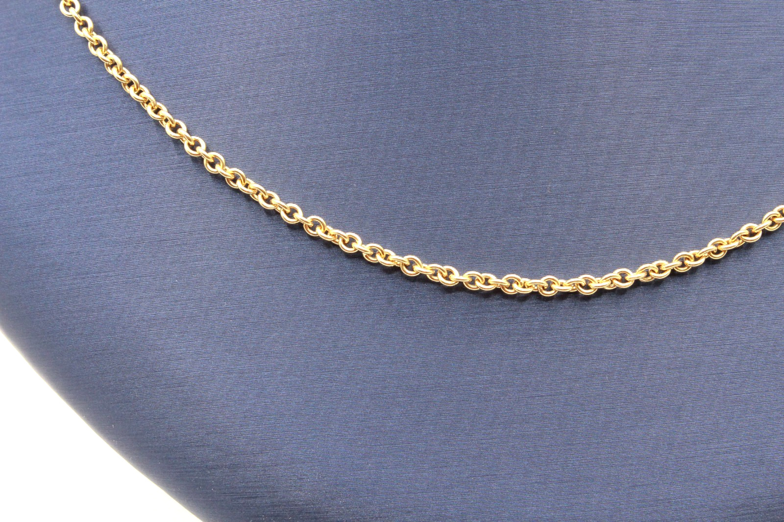 Tiffany & Co. Rolo Link Chain 3mm 24″ 18K Gold