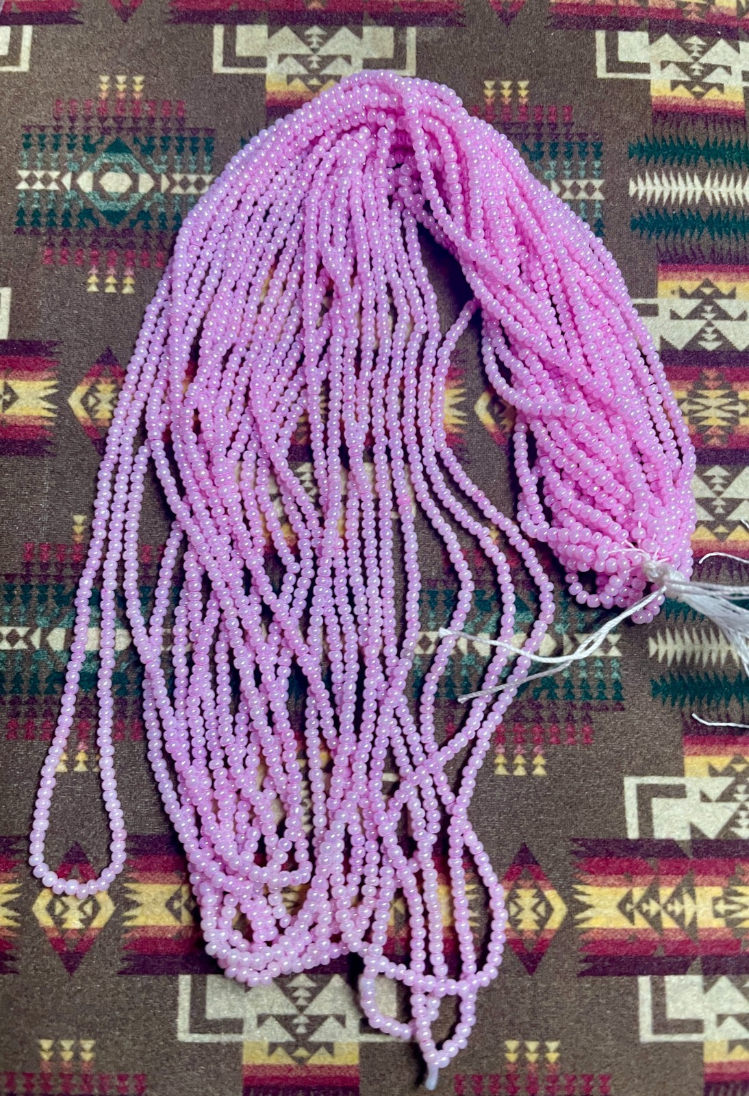 10/0 Preciosa Ceylon Pink Czech Round Seed Beads