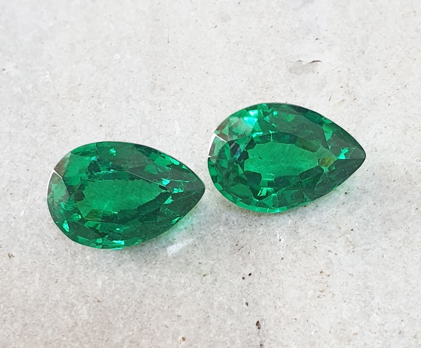 21 Ct Gorgeous Green Zambian Emerald Matching Pair Pear Cut AAA Loose Gemstone