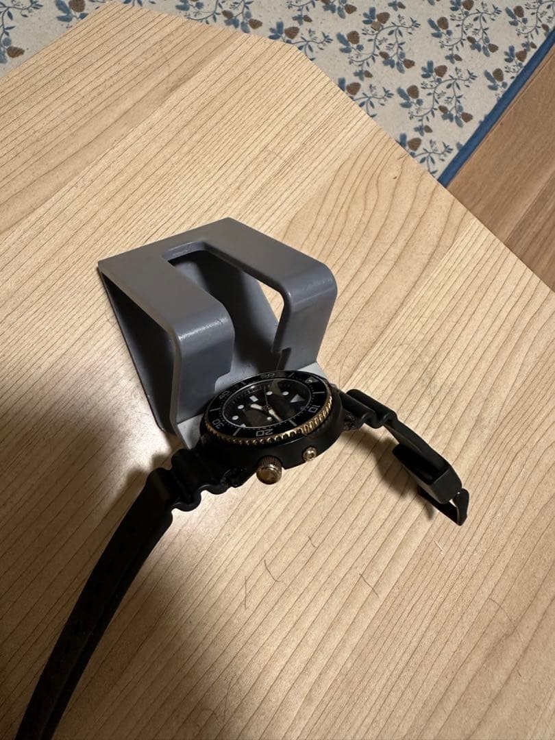Seiko diver’s watch lower case v147 mini tuna can