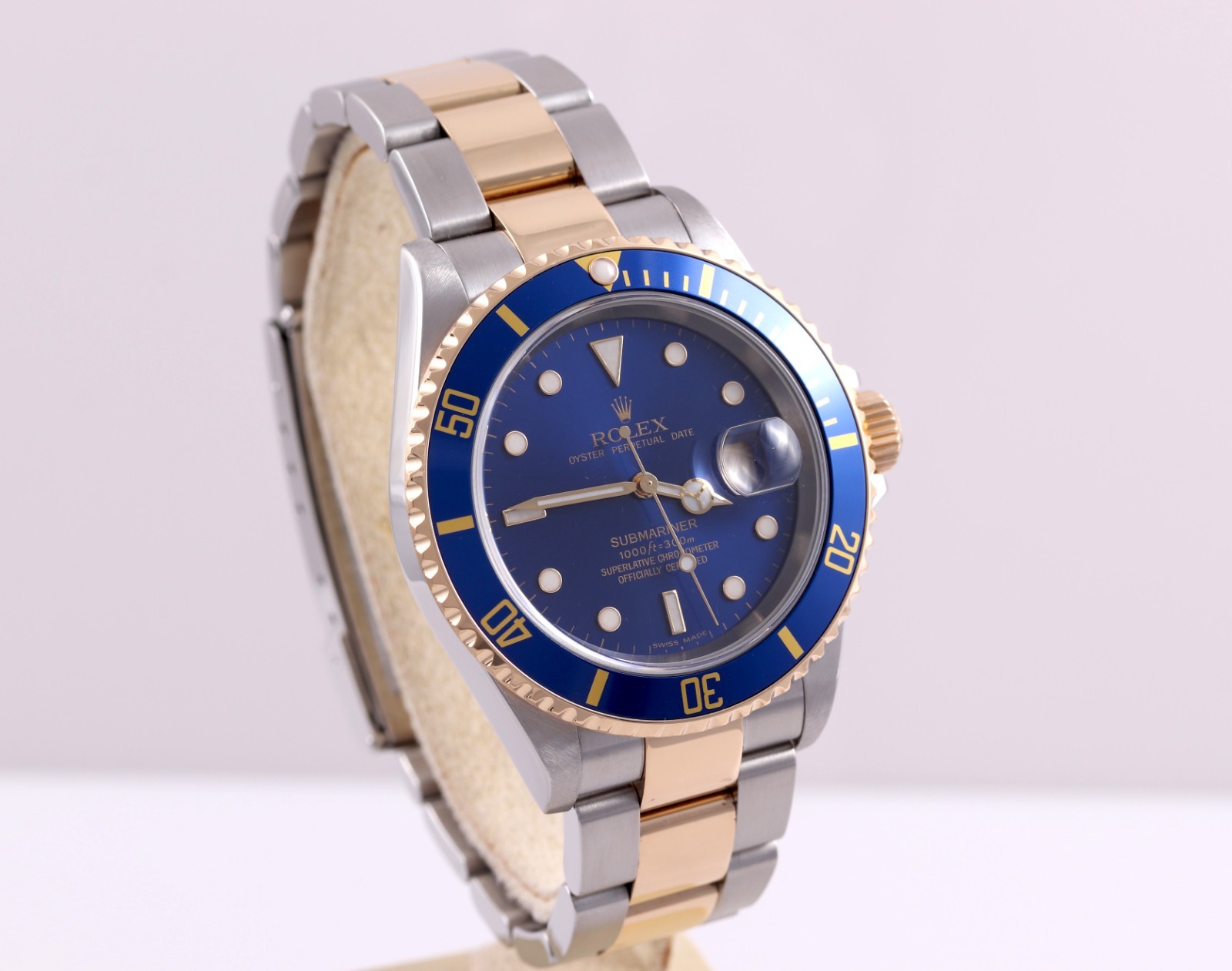 Rolex 2006 Submariner Date Blue SEL No Holes 18K Gold/Steel Box/Papers 16613