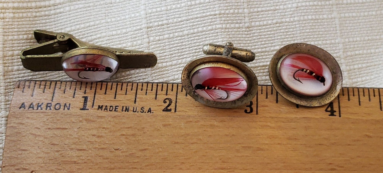Vintage Unsigned Fly-Fishing Gold Tone Metal Tie Bar and Cufflinks Original Box