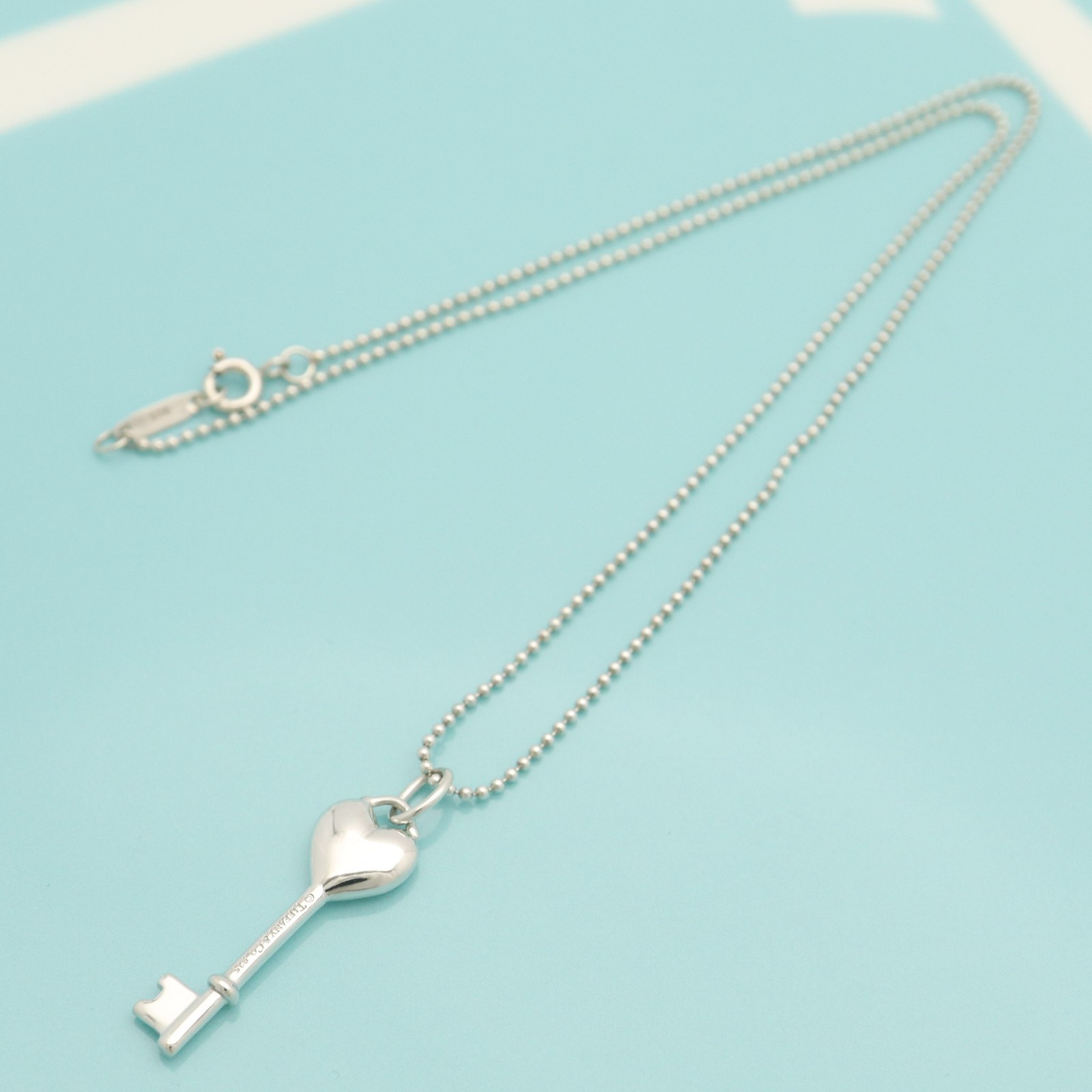 Tiffany & Co. Heart Key 1P Diamond Pendant Necklace 16.1″ Sterling Silver 925
