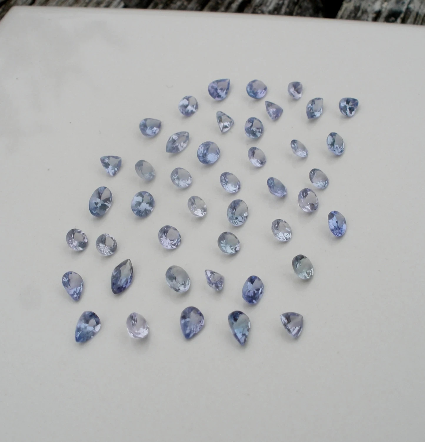 Tanzanite gem mix loose parcel over 5 carats for Jewelry, Crafts and Collecting