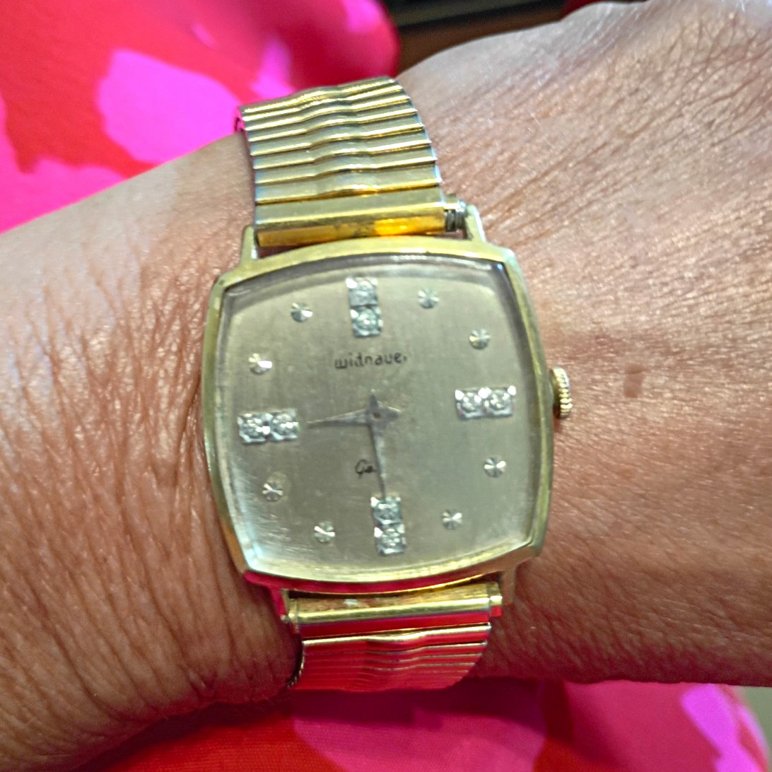 Wittnauer 17 Jewels Manual Wind Square Gold Tone Watch Diamond Markers 1960s