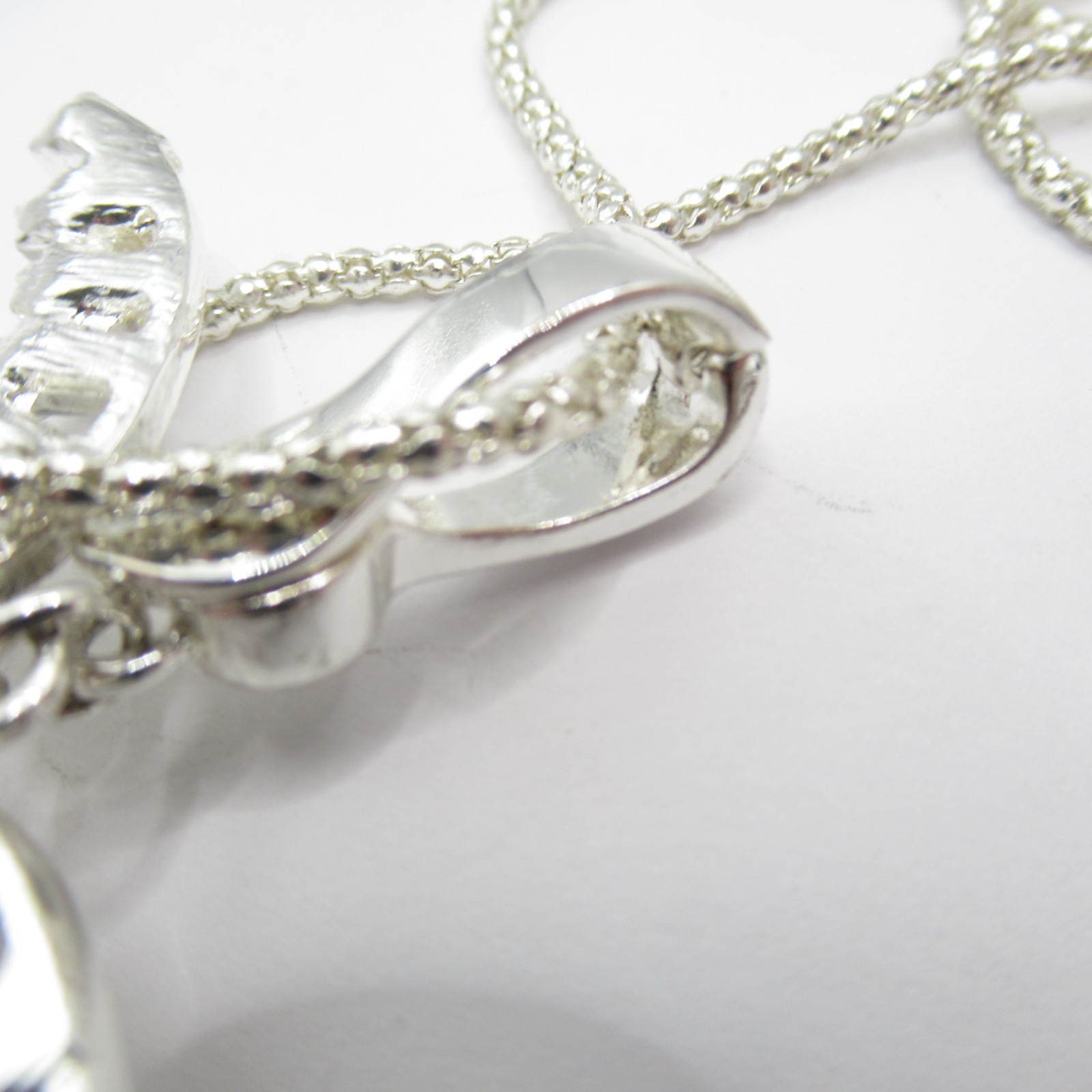 Silver tone Palm Tree w Faux Rhinestones and Faux Pearl Necklace Modern