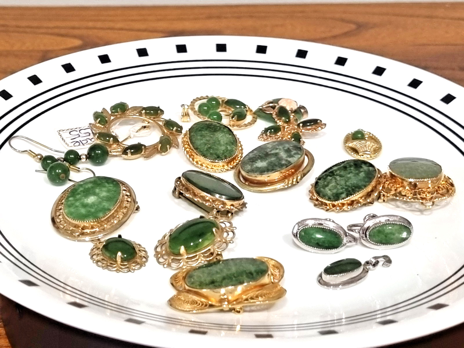 Vintage Genuine Jade 12K Gold Filled Brooch Pendant Lot 1950s USA see Video 74gm
