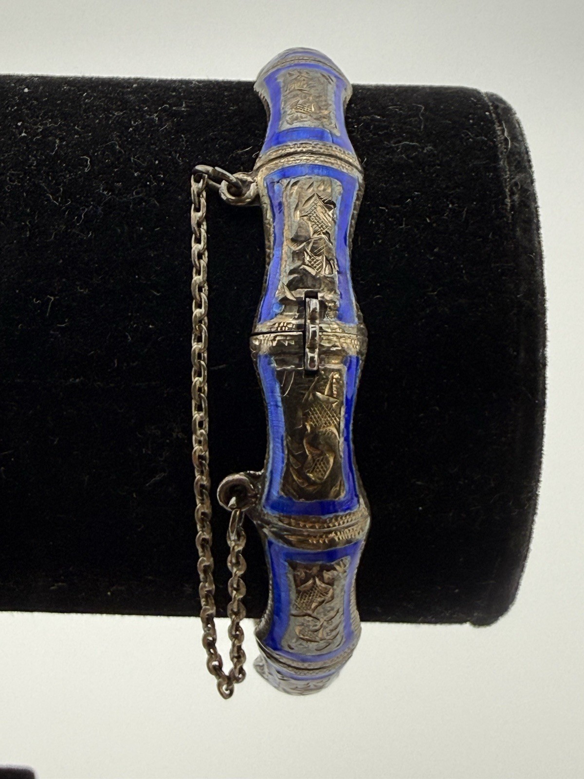 Siam Silver Blue Enamel .925 Sterling Silver Bracelet Hinged 12.8 Grams #392