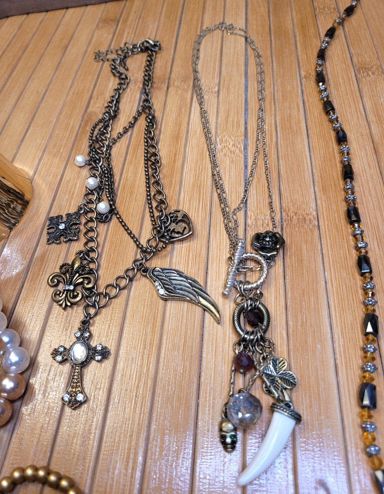 Vintage to Now Jelwery Lot of 25 Estate Sale Mixed Untested And Unsearched